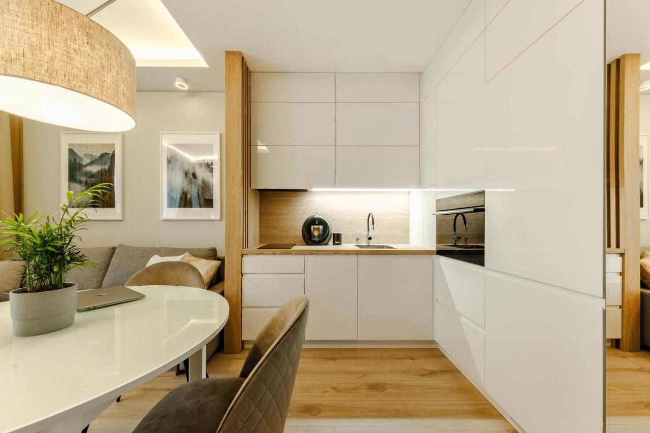 Apartment Wola, Wi-Fi, Smart Lock, Air Condition Warszawa Exteriör bild